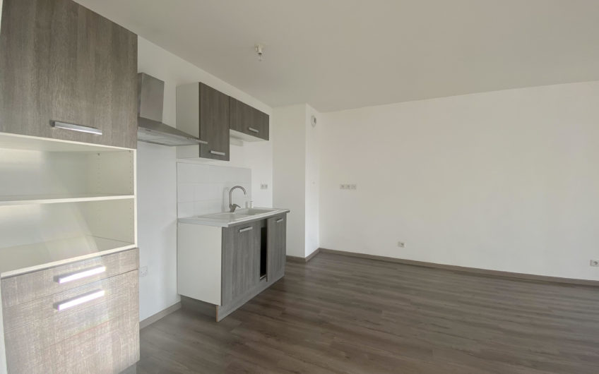 LILLE EURATECHNOLOGIE T3 70m2 Parking & Balcon