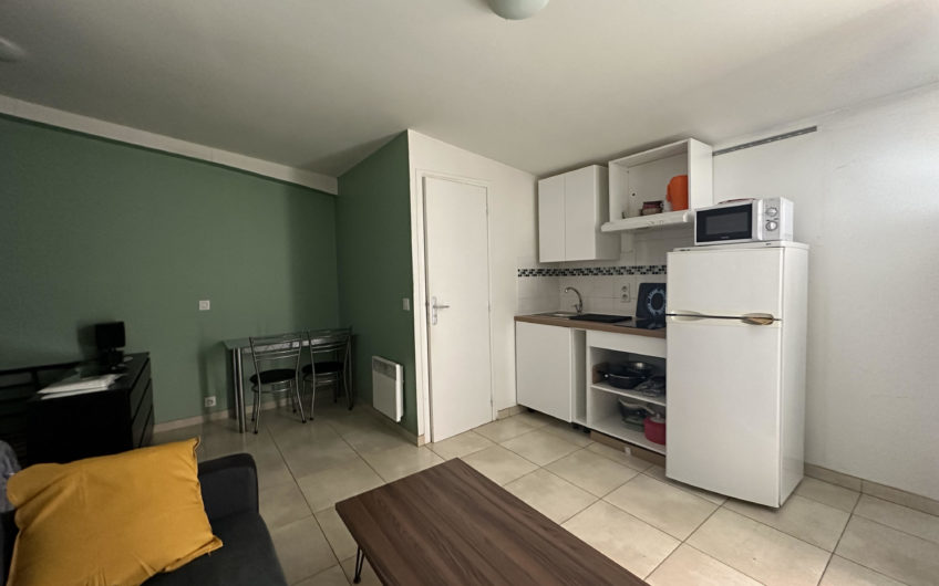 LILLE CHR Limite LOOS T1 19,75m2