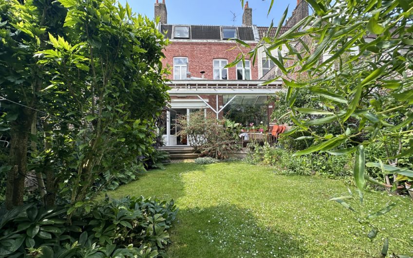 LILLE Vauban Maison Familiale Jardin