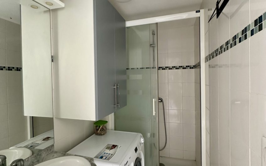 LILLE LOOS CHR T2 29m2 & Extérieur