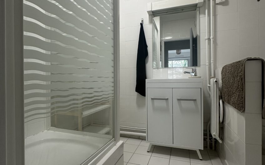 LAMBERSART T2 meublé 52m2