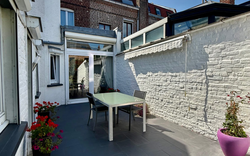 LAMBERSART Maison Familiale 160m2 Jardin & Garages