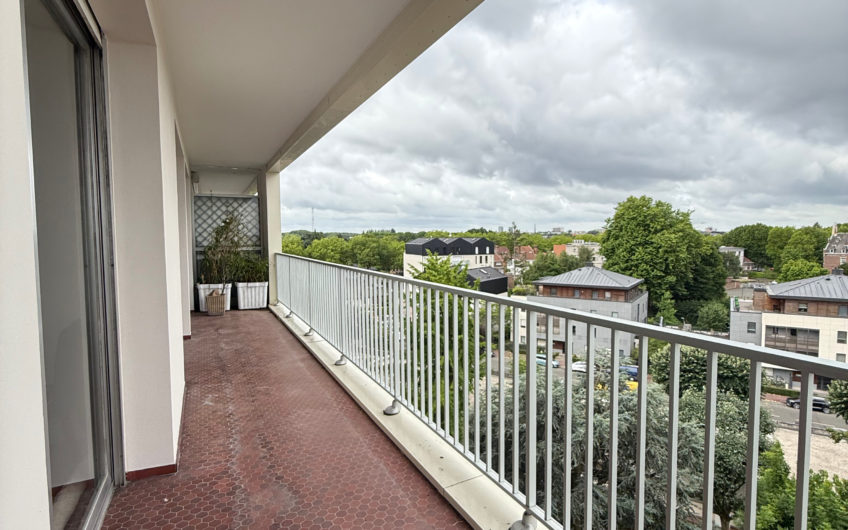 MARCQ EN BAROEUL T4 126m2 Balcon