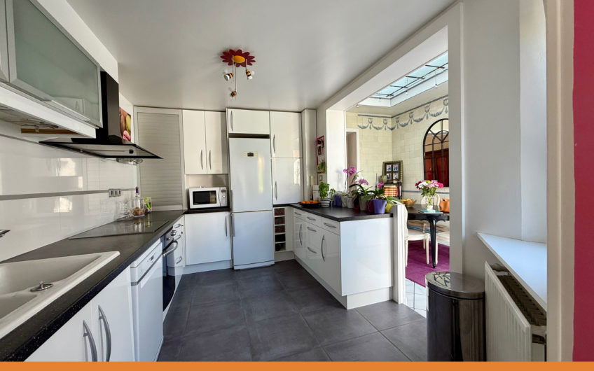 LAMBERSART Maison Familiale 160m2 Jardin & Garages