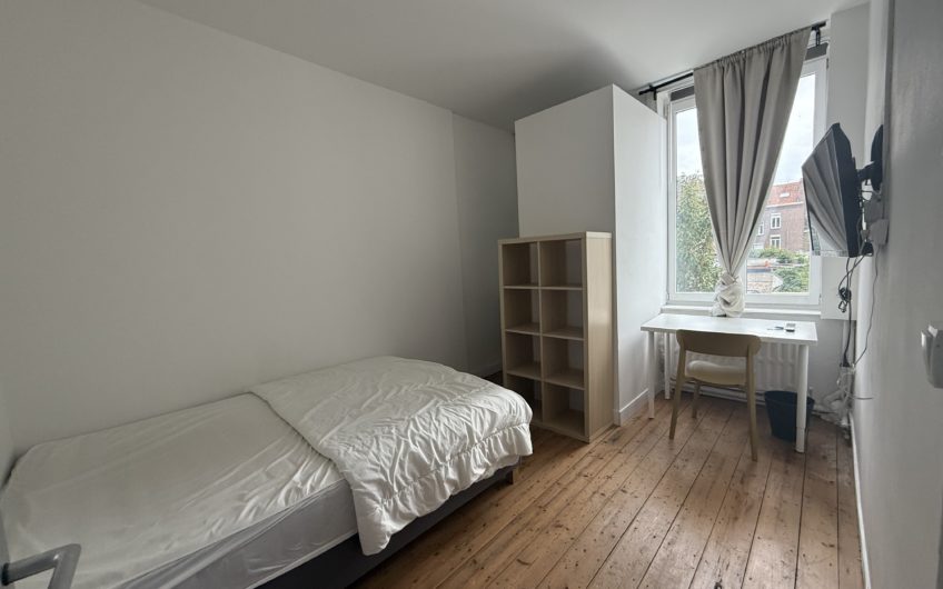 LILLE VAUBAN Maison COLOCATION T6 meublé