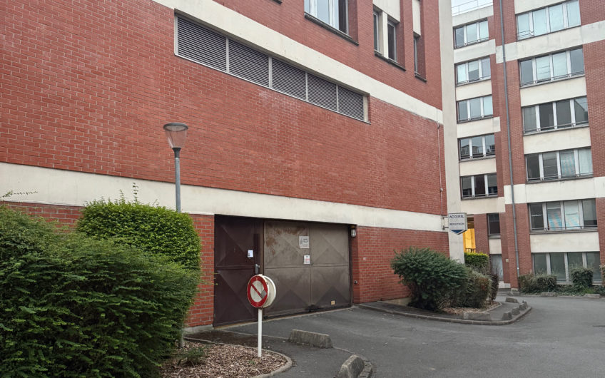 LILLE Pierre Mauroy PARKING sécurisé