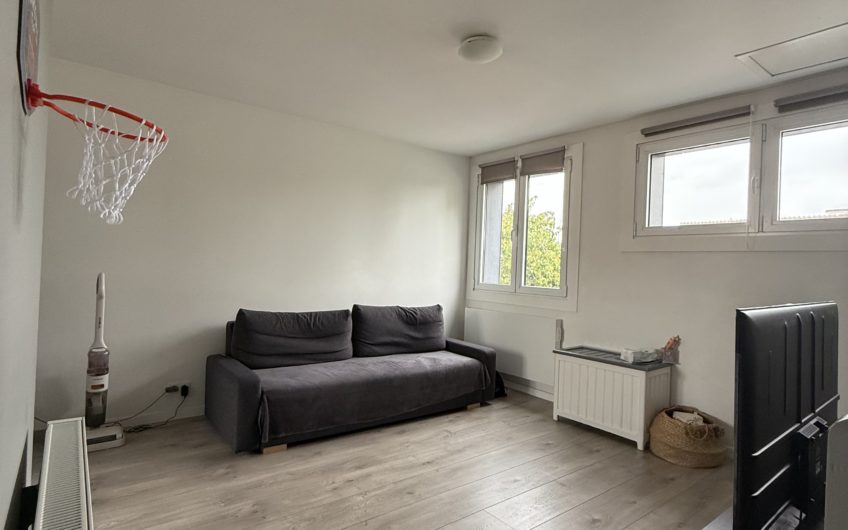 VILLENEUVE D’ASCQ T2 bis 47m2