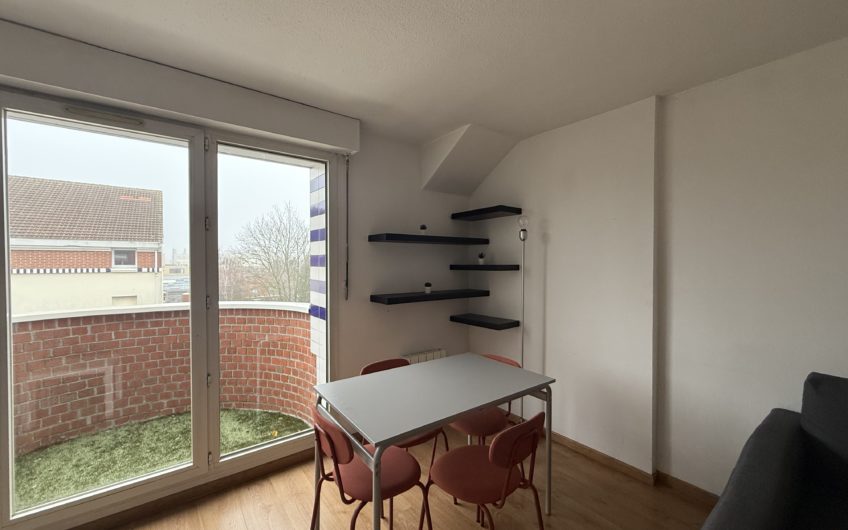 LILLE ST MAURICE T2 48m2 Balcon & Parking
