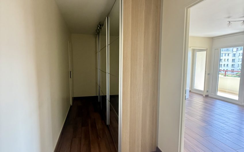 LILLE limite LAMBERSART T3 83m2 avec Balcon