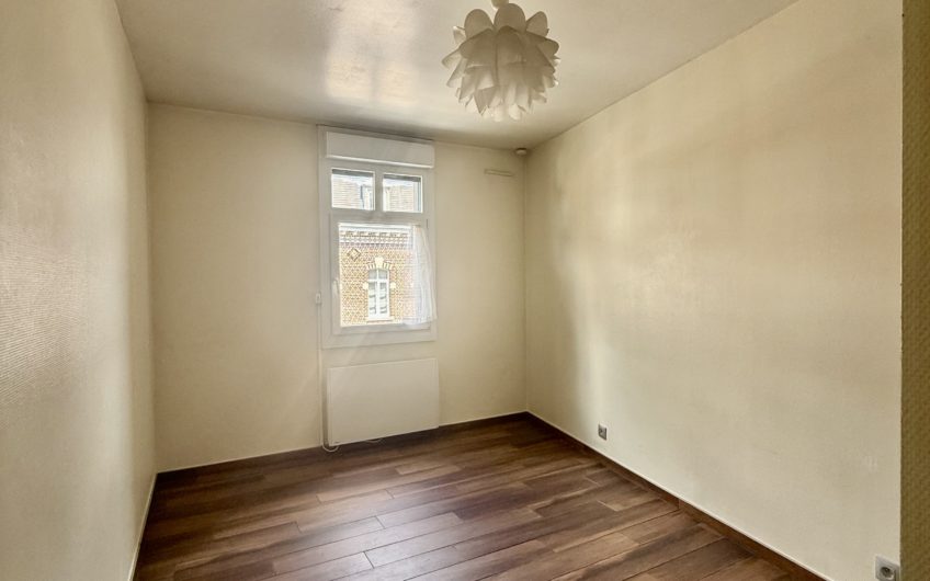 LILLE limite LAMBERSART T3 83m2 avec Balcon